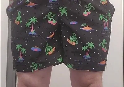 Tryin on Clothes with an Enjoyable Ending.