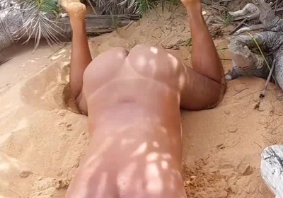 Ladysilva I Love to Be Naked on the Beach Waiting for a Male to Funder My Hot Ass