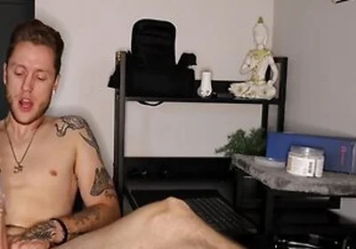 Guys Toes Curl From Suck Toy