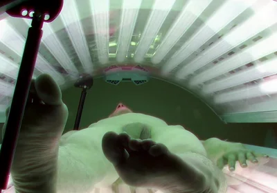 Czech Gay Solarium 1 Slim Twink Caught in Solarium