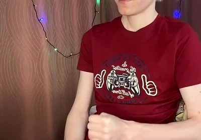 23cm Cock Explodes After Teasing Sensitive Head