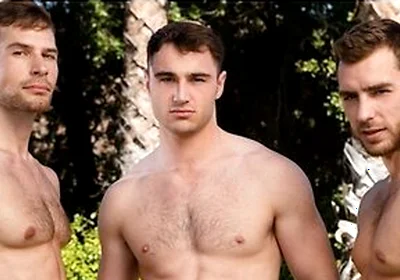 Bubble Butt Bitch Spitroasted By Big Cocked Muscle - Carter Woods, Michael Boston, David Skylar