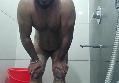 Hot Daady Nude Bathing Show