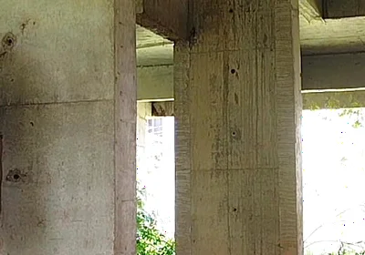 Ugly a Big Dildo in My Ass in Construction