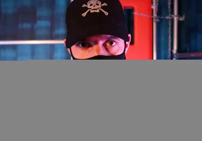 My Keys to Your Cage (4k)