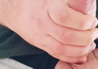 Guy Showed Bouncing Balls and Cummed on the Desk in the Office