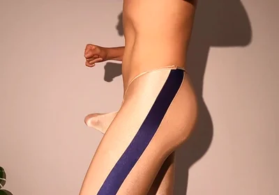 I Love These Leggings That Fit the Shape of My Cock.