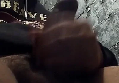 This Daddy Pulls It and Turns You on Watching Him