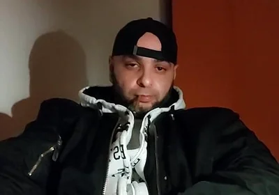 Dirtyjunkbro Is Bored He's Looking for Buddies