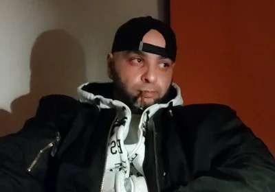 Dirtyjunkbro Is Bored He's Looking for Buddies