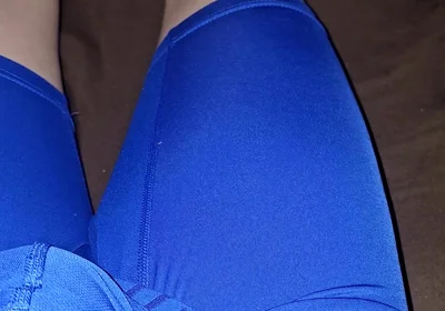 I wank and cum inside a condom while I wear my Blue Nike pro spandex underwear