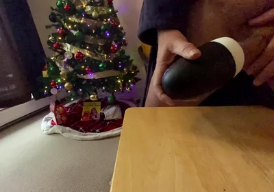 Xmas Wank Toy Slomo