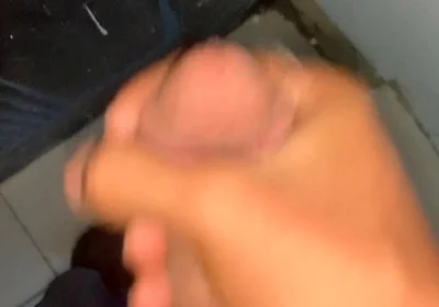 I Had to Jerk Cause I Feel Horny at Work