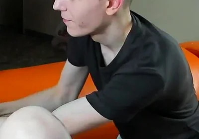 His Cock Is Bound to Get Hard as He Tenses It up!