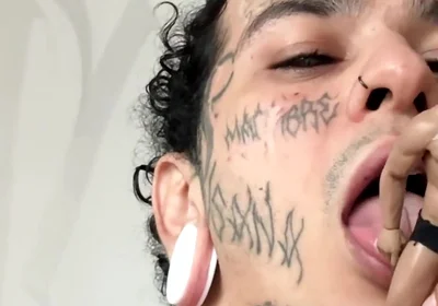 The Little Human Enjoys Being on the Giant's Cock and Is Then Devoured.