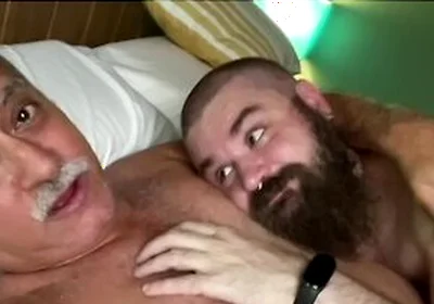 Stepdaddy Chris Barebacking Friends