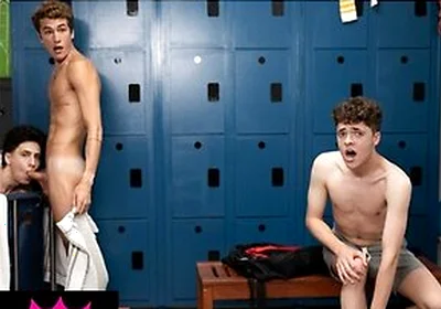 Angel Elias Sucks The Top Marco Alessandro In The Changing Rooms, Then Takes A Ride