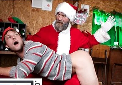 Men - Benjamin Blue Rides A New Christmas Toy In Front Of Stepdaddy Cakes, Then Rides Him Instead