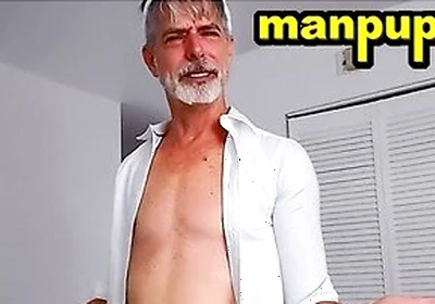 Richard Lennox Flaunts His Cock And Balls While Jacking Off