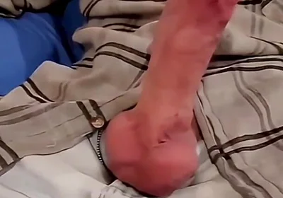 Huge Cock Sixxbig Has Quick Cumshot