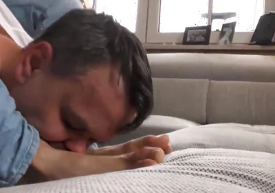 German master foot licking