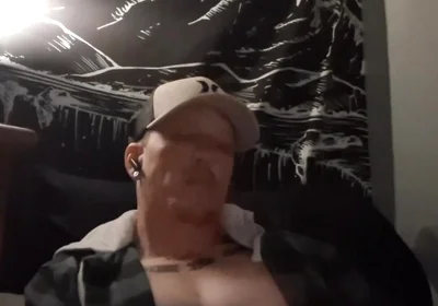 Jerking off to Porn for a Massive Cumshot