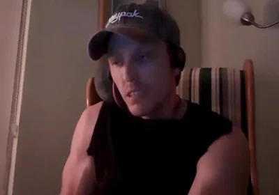 Muscular Guy's Eyes Roll Back When He Cums