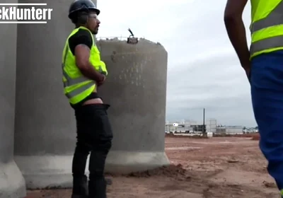 Co-worker Offered Me His Cock to Suck on the Construction Site