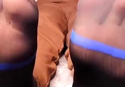 My Friend Comes Home From Work and Measures the Socks He Got From Shein