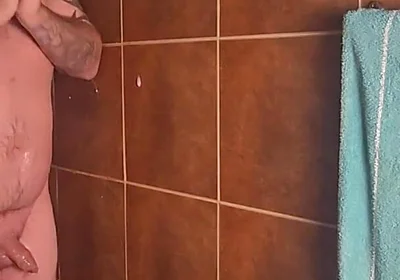 Jimbob Gets Wet and Messy in the Shower