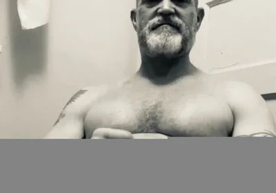 Hot B&w Bathroom Bate.