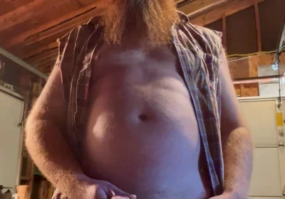 Casual Garage Pissing