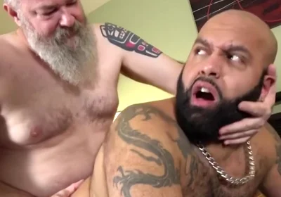 Barbudos Gostam No Pelo