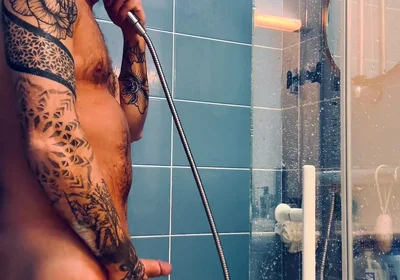 Hot Shower and Quick Pee