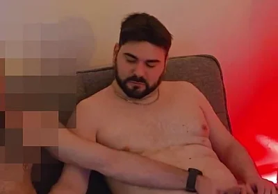 Straight Hairy Muscle Guy First Time Jerking and Sucking, Then He Fucks Me Bareback