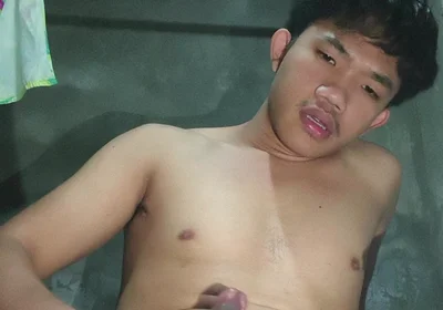 Filipino Twink Jerks off for You with Big Cumshot