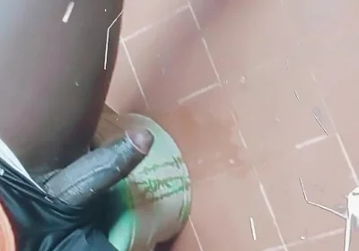 This Muscular Huge Cock Makes Me Horny