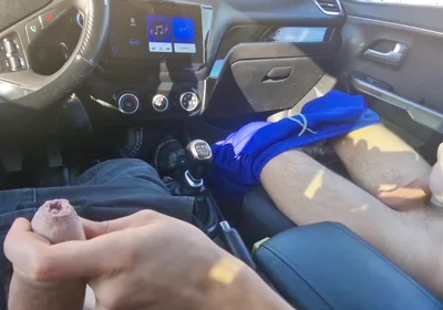 I Secretly Jerked off a Big Cock to a Student During a Break Near College. Do You Want to Suck Our Cocks?