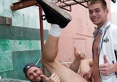 Corey Rezzon Teaches Cutie Seth Michaels A Naughty Lesson On Blowjobs Outside Campus