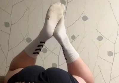 Feet and Hot Young Boy Ass