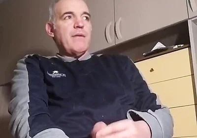 Online Erotic Show on February 9th.