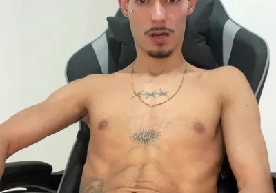 Young Hairy Man Cumming a Lot