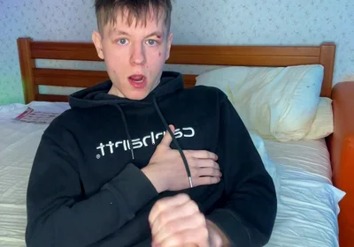 Bored in My Room so I Rubbed My Big Cock Until I Blew a Load