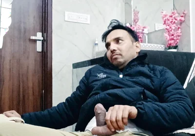 Aisain Daddy Uncle European American Daddy Indian Army Man Desi Man Uncle