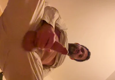 Tim Blesh Shows off