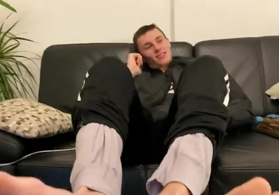 Smoking sneaker master boy