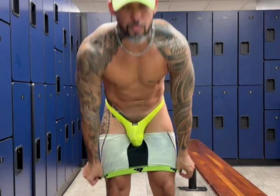 From Under, Ball Busting, Ring on and a Lot of Cum Jona Ortiz