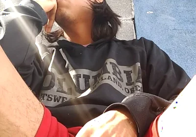 Tremendous Cock of This Big-headed Guy