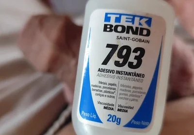 Without Cuts Spreading the Liquid Glue Completely on the Glans.