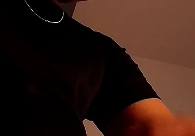 Don't See on Me While I Touch Myself!